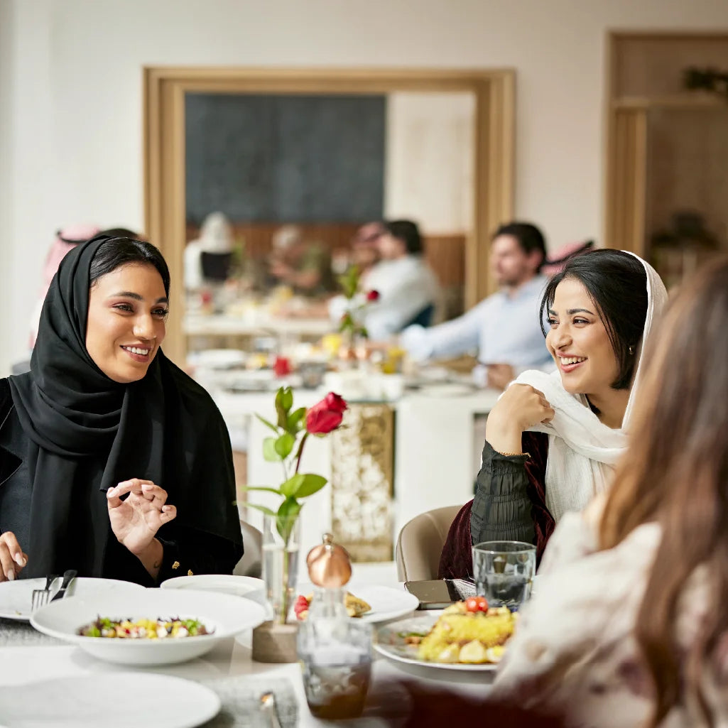 Restaurants & Cafés, Food Trucks, Weekend Market, Picnic & BBQ Areas
